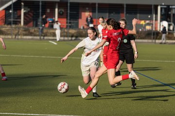 Bild 328 - wBJ Eimsbuettler TV - SV Werder Bremen : Ergebnis: 0:1